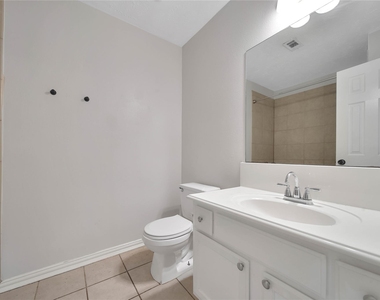 11334 Twain Drive - Photo Thumbnail 5