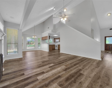 11334 Twain Drive - Photo Thumbnail 10