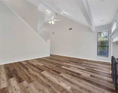11334 Twain Drive - Photo Thumbnail 9