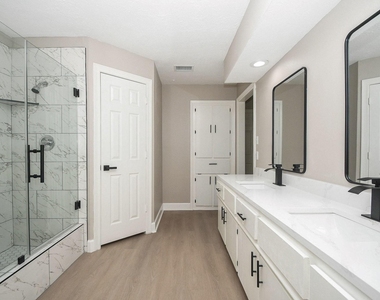29003 Raestone Street - Photo Thumbnail 14