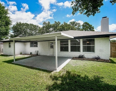 29003 Raestone Street - Photo Thumbnail 21