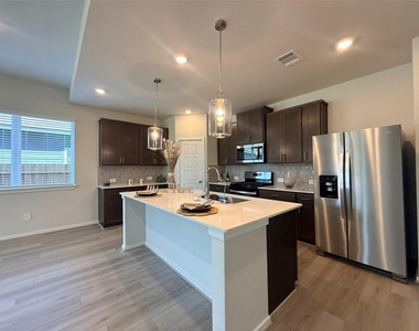 16270 Parish Pointe Court - Photo Thumbnail 14