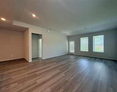 16270 Parish Pointe Court - Photo Thumbnail 17