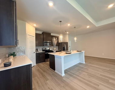 16270 Parish Pointe Court - Photo Thumbnail 16