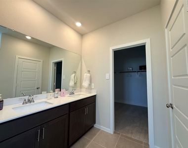 16270 Parish Pointe Court - Photo Thumbnail 25