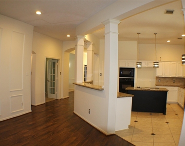 642 Avery Drive - Photo Thumbnail 21