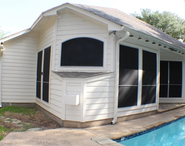 642 Avery Drive - Photo Thumbnail 33