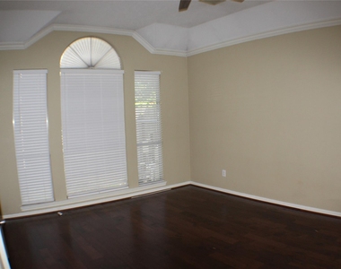 642 Avery Drive - Photo Thumbnail 22