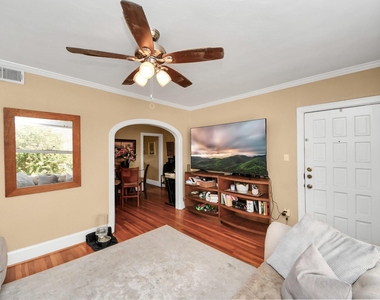 505 W Polk Street - Photo Thumbnail 4