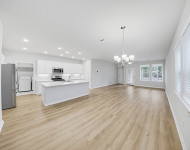 7426 Cattail Falls Lane - Photo Thumbnail 6