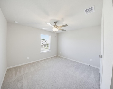 7426 Cattail Falls Lane - Photo Thumbnail 17
