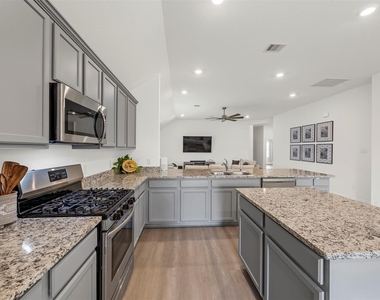 7222 Songlark Landing Court - Photo Thumbnail 12