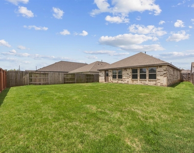 7222 Songlark Landing Court - Photo Thumbnail 19