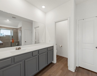 7222 Songlark Landing Court - Photo Thumbnail 15