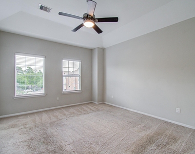 1743 Dominica Drive - Photo Thumbnail 36