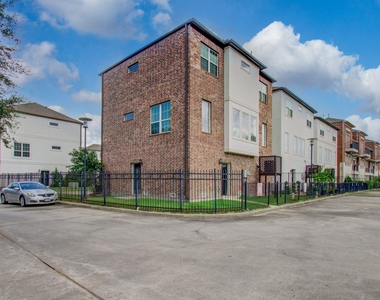 1743 Dominica Drive - Photo Thumbnail 41