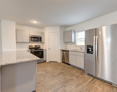 16356 Jasmine Marie Place - Photo Thumbnail 6