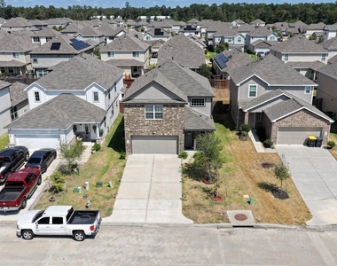 3703 Cub Drive - Photo Thumbnail 5