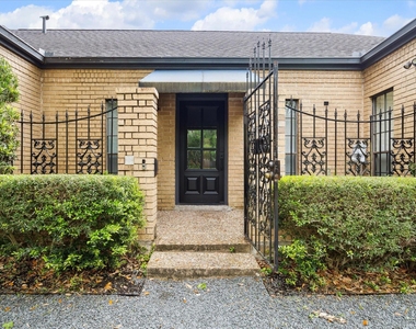 2417 Blue Bonnet Boulevard - Photo Thumbnail 1