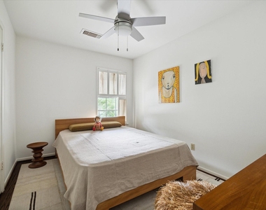 2417 Blue Bonnet Boulevard - Photo Thumbnail 19
