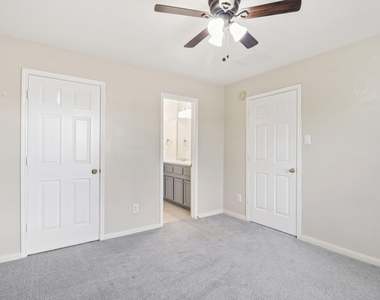 6310 Eldridge View Drive - Photo Thumbnail 17