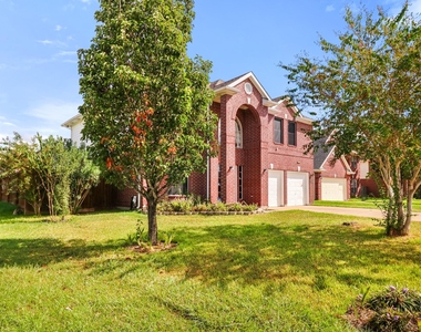 6310 Eldridge View Drive - Photo Thumbnail 2
