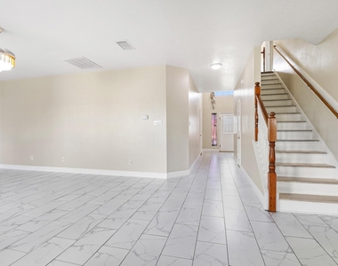 6310 Eldridge View Drive - Photo Thumbnail 13
