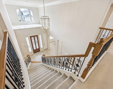 2210 Bywater Drive - Photo Thumbnail 33