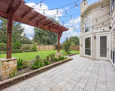 2210 Bywater Drive - Photo Thumbnail 20