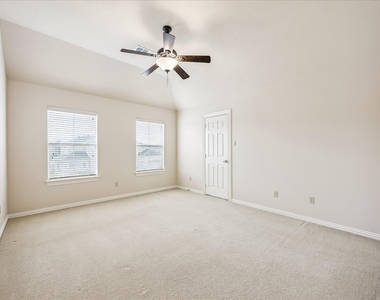 2210 Bywater Drive - Photo Thumbnail 41