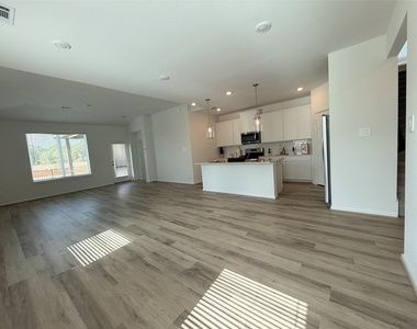 16262 Parish Pointe Court - Photo Thumbnail 15