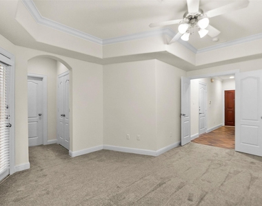 5006 Gibson Street - Photo Thumbnail 5