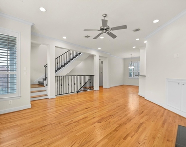 5006 Gibson Street - Photo Thumbnail 6