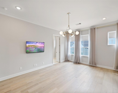3508 Bridgewater Oaks Lane - Photo Thumbnail 7