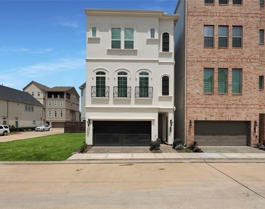 3508 Bridgewater Oaks Lane - Photo Thumbnail 17