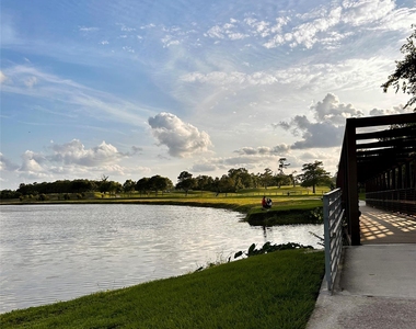 6744 Lawndale Street - Photo Thumbnail 20