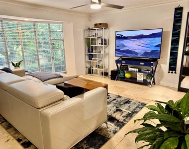 6744 Lawndale Street - Photo Thumbnail 3