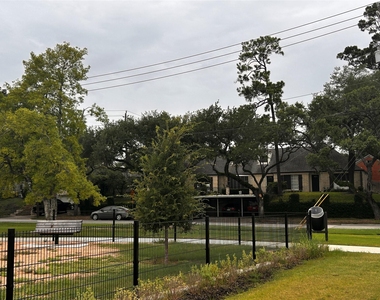 6744 Lawndale Street - Photo Thumbnail 21
