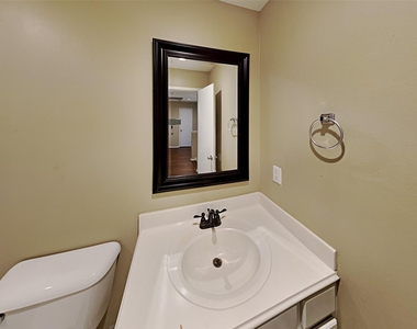 5446 Aloe Avenue - Photo Thumbnail 15