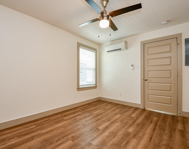 1009 Enid Street - Photo Thumbnail 17