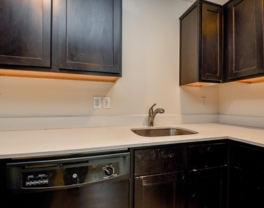 1009 Enid Street - Photo Thumbnail 13
