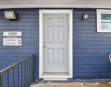 1009 Enid Street - Photo Thumbnail 4