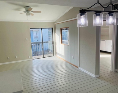 9550 Deering Drive - Photo Thumbnail 2