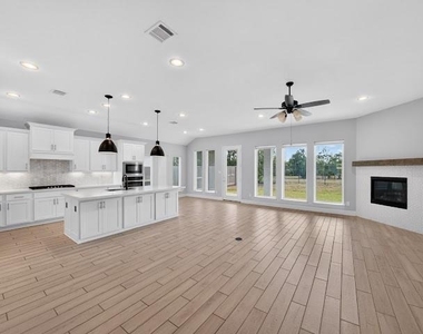 7559 Pemberley Court - Photo Thumbnail 19