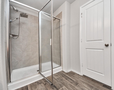8302 Rose Petals Lane - Photo Thumbnail 41
