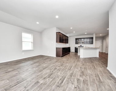 8302 Rose Petals Lane - Photo Thumbnail 5