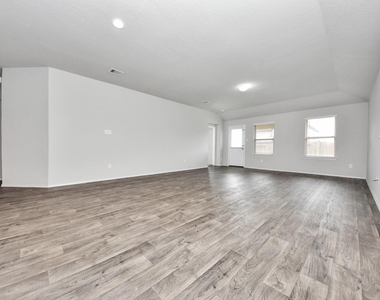 8302 Rose Petals Lane - Photo Thumbnail 7