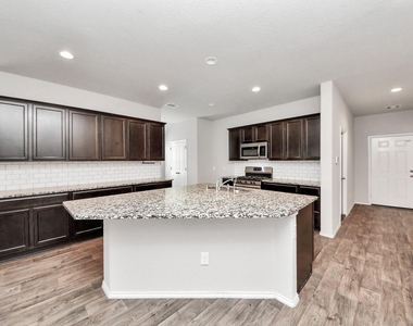 8302 Rose Petals Lane - Photo Thumbnail 3