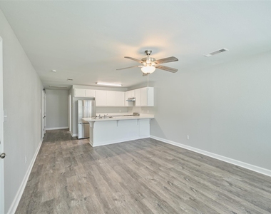 16 Harbour Row Drive - Photo Thumbnail 6