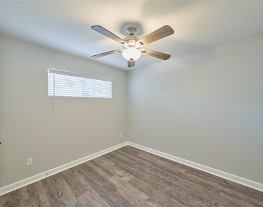 16 Harbour Row Drive - Photo Thumbnail 16